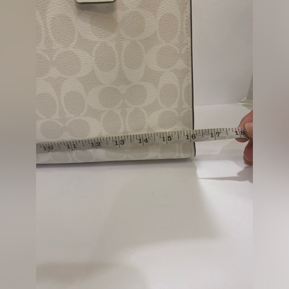 COACH 🟤 - Picture 16 of 16